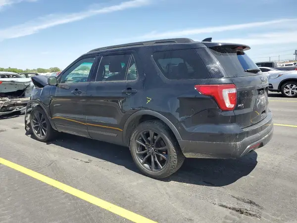 1FM5K8D81HGA05513 2017 FORD EXPLORER - Image 2