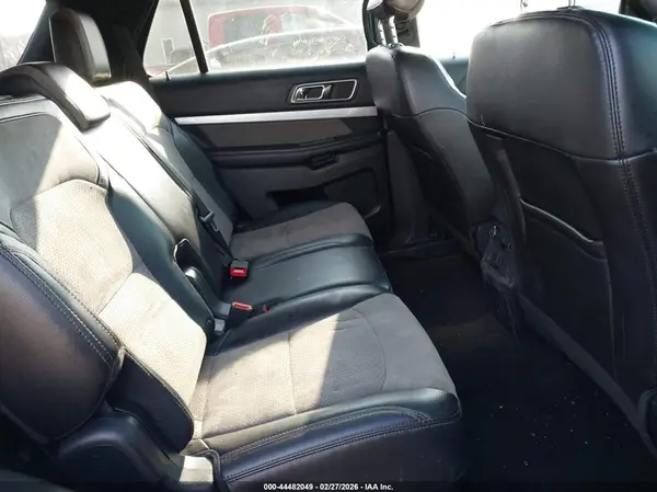 1FM5K8D81HGA06760 2017 FORD EXPLORER - Image 8