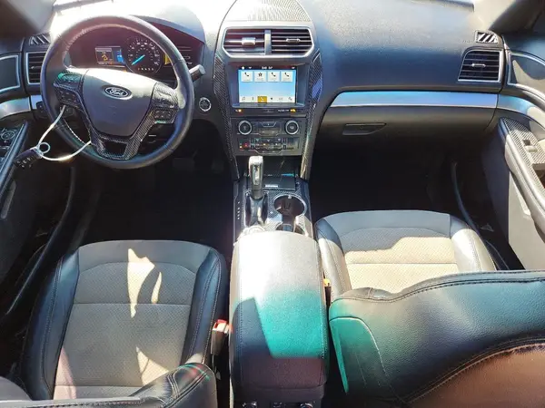 1FM5K8D81HGA30671 2017 FORD EXPLORER - Image 8