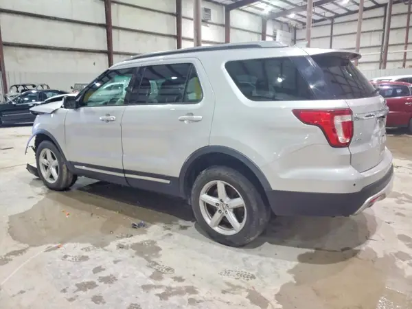 1FM5K8D81HGA45431 2017 FORD EXPLORER - Image 2