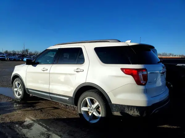 1FM5K8D81HGA52783 2017 FORD EXPLORER - Image 2