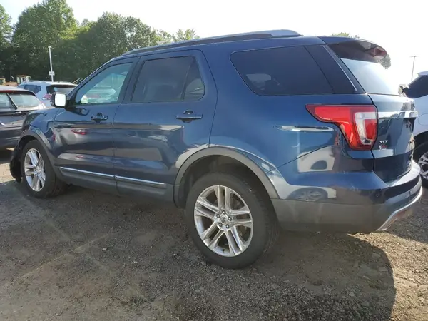 1FM5K8D81HGA72807 2017 FORD EXPLORER - Image 2