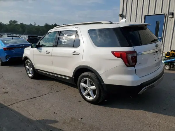 1FM5K8D81HGA83855 2017 FORD EXPLORER - Image 2
