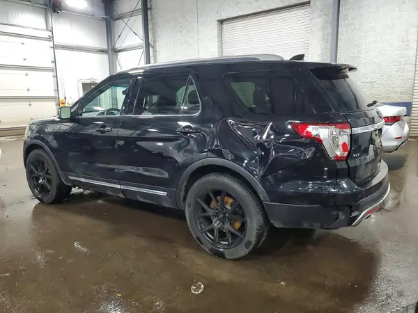 1FM5K8D81HGA87601 2017 FORD EXPLORER - Image 2