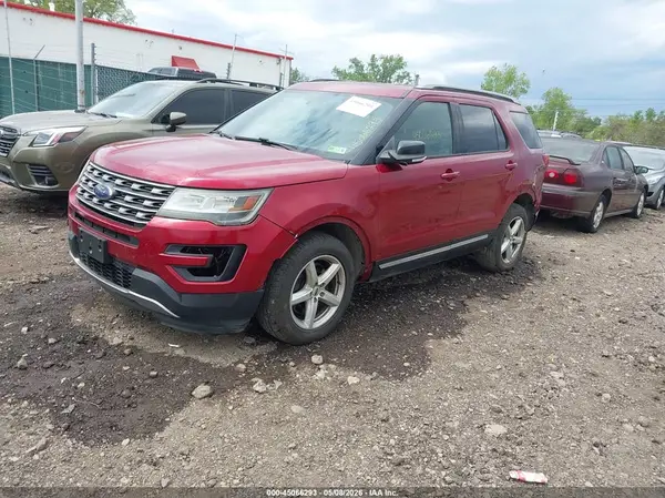 1FM5K8D81HGB00413 2017 FORD EXPLORER - Image 2