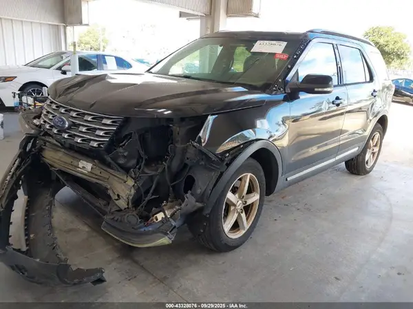 1FM5K8D81HGB16384 2017 FORD EXPLORER - Image 2