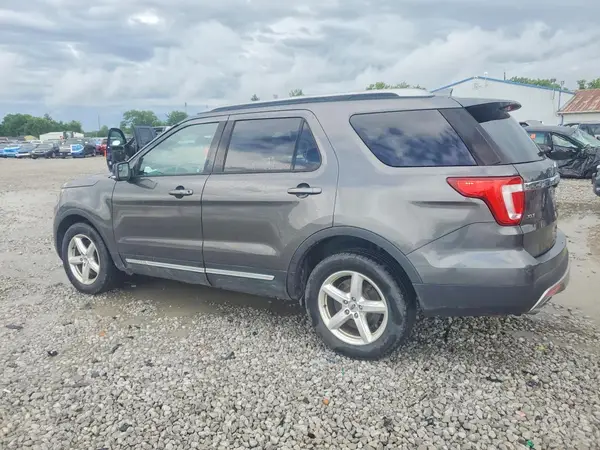 1FM5K8D81HGB26543 2017 FORD EXPLORER - Image 2