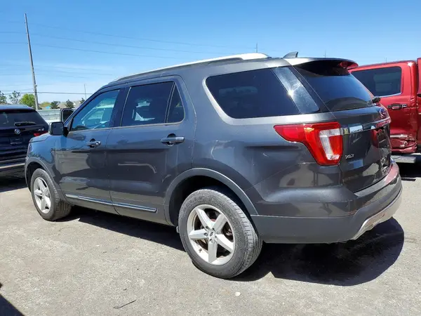 1FM5K8D81HGB29278 2017 FORD EXPLORER - Image 2