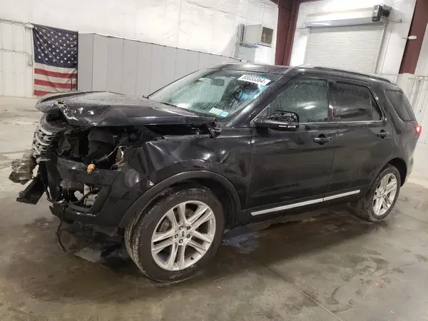 1FM5K8D81HGB42564 2017 FORD EXPLORER - Image 1
