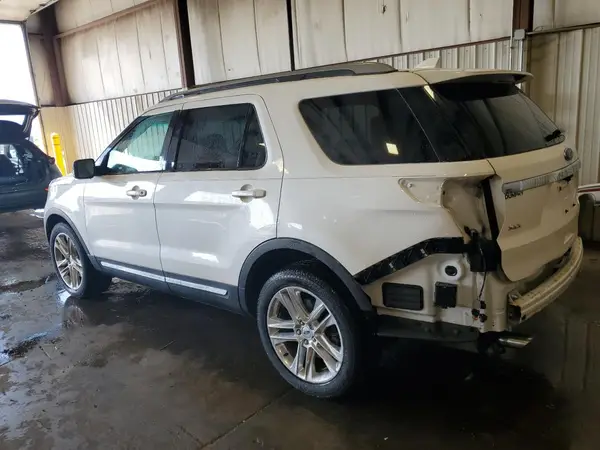 1FM5K8D81HGB42628 2017 FORD EXPLORER - Image 2
