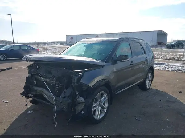 1FM5K8D81HGB60871 2017 FORD EXPLORER - Image 2