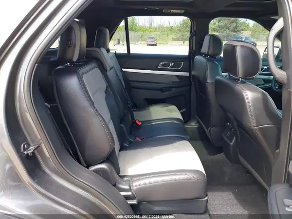 1FM5K8D81HGB69165 2017 FORD EXPLORER - Image 8