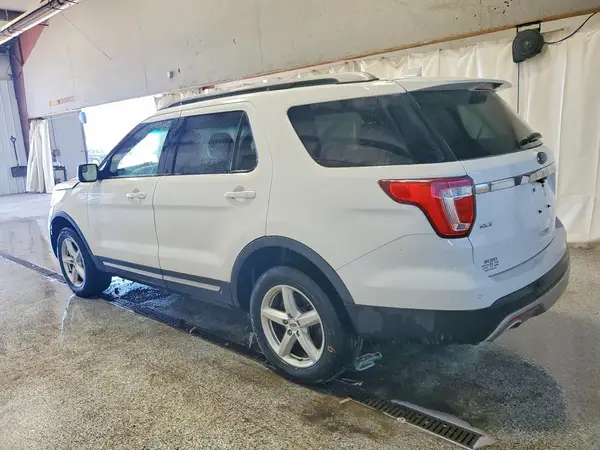 1FM5K8D81HGB71112 2017 FORD EXPLORER - Image 2
