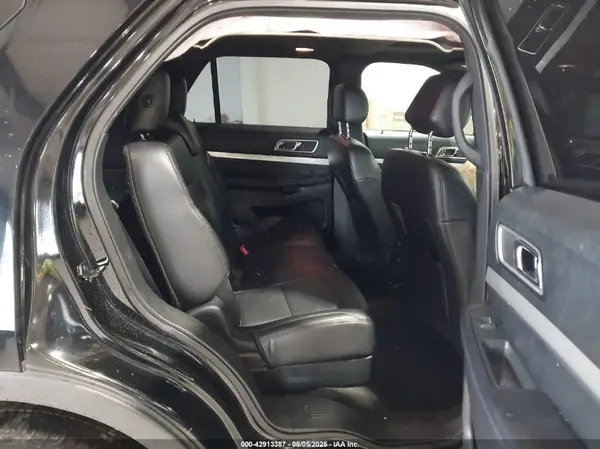 1FM5K8D81HGB77122 2017 FORD EXPLORER - Image 8