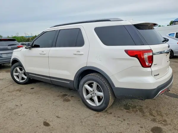 1FM5K8D81HGB85950 2017 FORD EXPLORER - Image 2