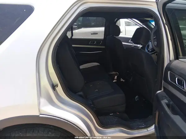 1FM5K8D81HGC05517 2017 FORD EXPLORER - Image 8