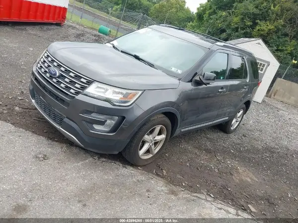 1FM5K8D81HGC17196 2017 FORD EXPLORER - Image 2