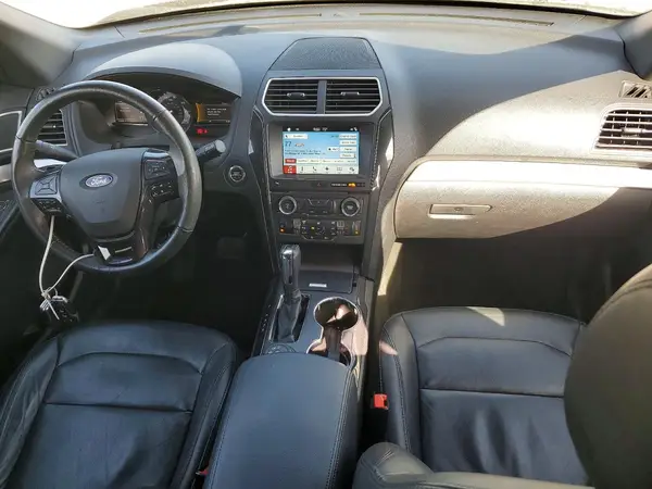 1FM5K8D81HGC20146 2017 FORD EXPLORER - Image 8