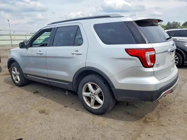 1FM5K8D81HGC44513 2017 FORD EXPLORER - Image 2