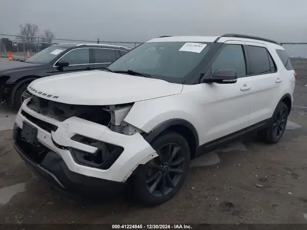 1FM5K8D81HGC46357 2017 FORD EXPLORER - Image 2