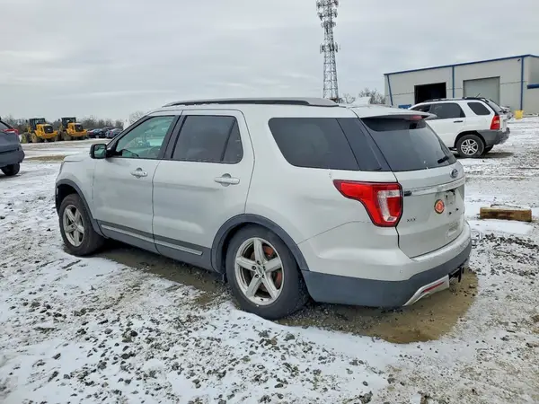 1FM5K8D81HGC50439 2017 FORD EXPLORER - Image 2