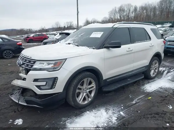 1FM5K8D81HGC50828 2017 FORD EXPLORER - Image 2