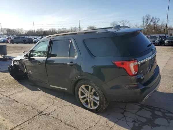 1FM5K8D81HGC65300 2017 FORD EXPLORER - Image 2