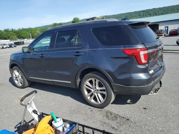 1FM5K8D81HGC88303 2017 FORD EXPLORER - Image 2