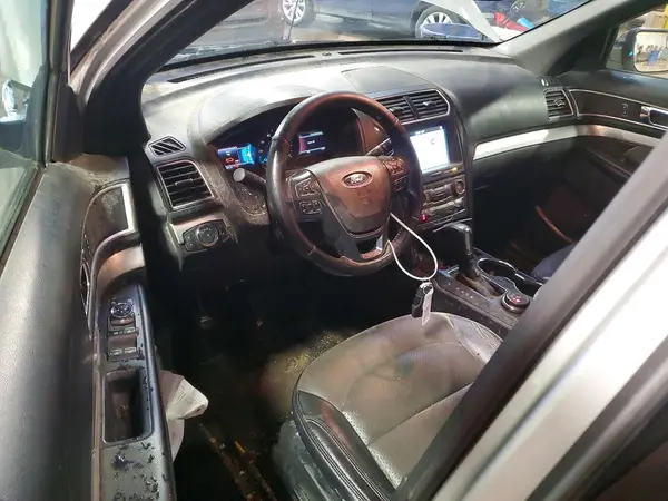 1FM5K8D81HGC98068 2017 FORD EXPLORER - Image 8