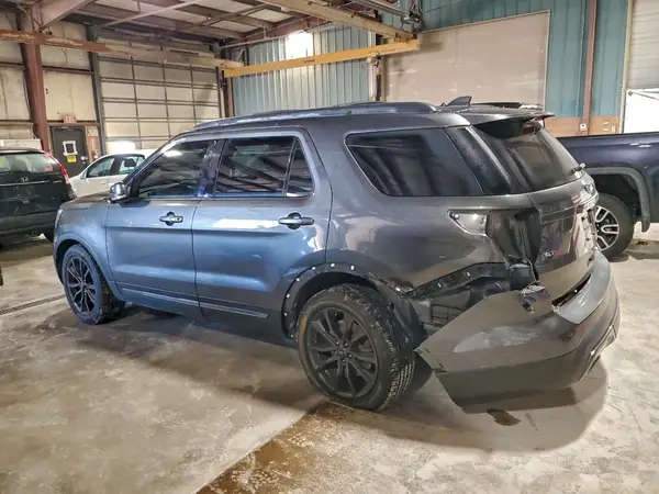 1FM5K8D81HGD00935 2017 FORD EXPLORER - Image 2
