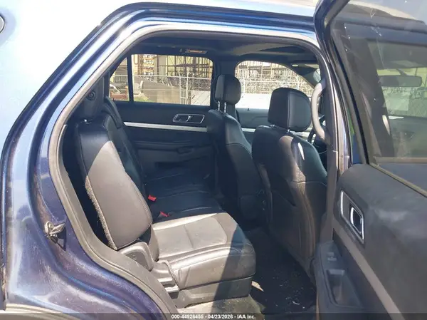 1FM5K8D81HGD01910 2017 FORD EXPLORER - Image 8