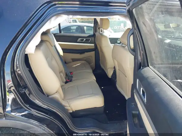 1FM5K8D81HGD05889 2017 FORD EXPLORER - Image 8