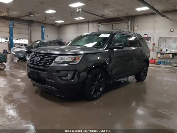 1FM5K8D81HGD27004 2017 FORD EXPLORER - Image 2
