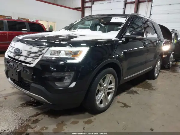 1FM5K8D81HGD45485 2017 FORD EXPLORER - Image 2