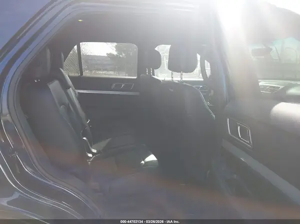 1FM5K8D81HGD50492 2017 FORD EXPLORER - Image 8