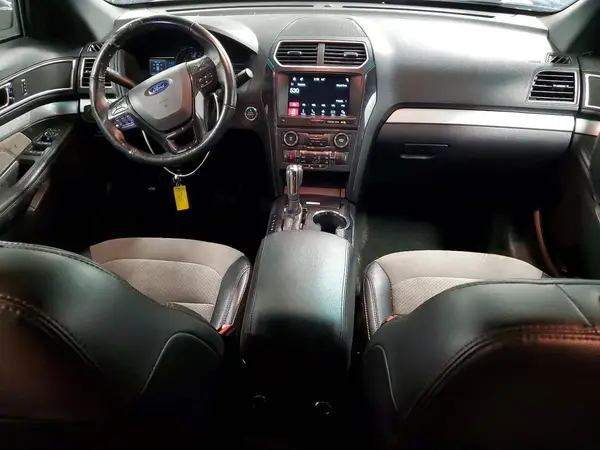 1FM5K8D81HGD55093 2017 FORD EXPLORER - Image 8
