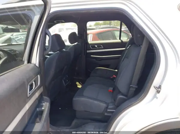 1FM5K8D81HGD57328 2017 FORD EXPLORER - Image 8