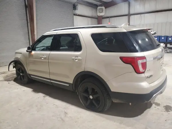 1FM5K8D81HGD64733 2017 FORD EXPLORER - Image 2
