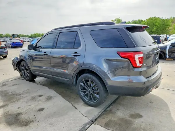 1FM5K8D81HGD74310 2017 FORD EXPLORER - Image 2