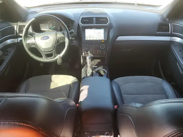 1FM5K8D81HGD77594 2017 FORD EXPLORER - Image 8