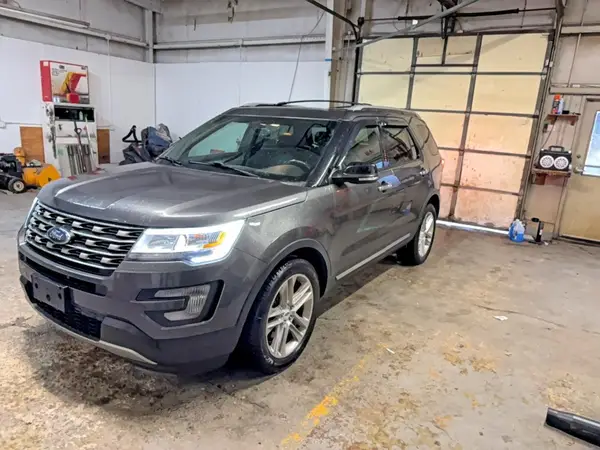 1FM5K8D81HGD97330 2017 FORD EXPLORER - Image 2