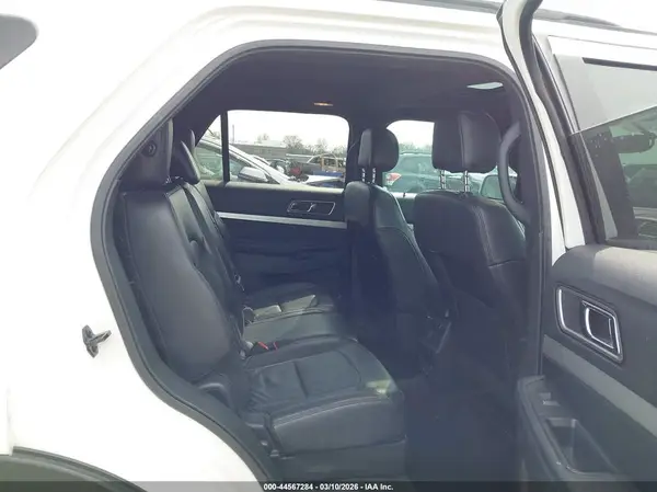 1FM5K8D81HGD98218 2017 FORD EXPLORER - Image 8