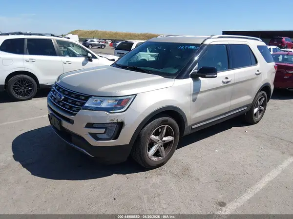 1FM5K8D81HGE00226 2017 FORD EXPLORER - Image 2