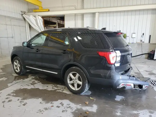1FM5K8D81HGE21187 2017 FORD EXPLORER - Image 2
