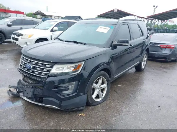 1FM5K8D81HGE34201 2017 FORD EXPLORER - Image 2