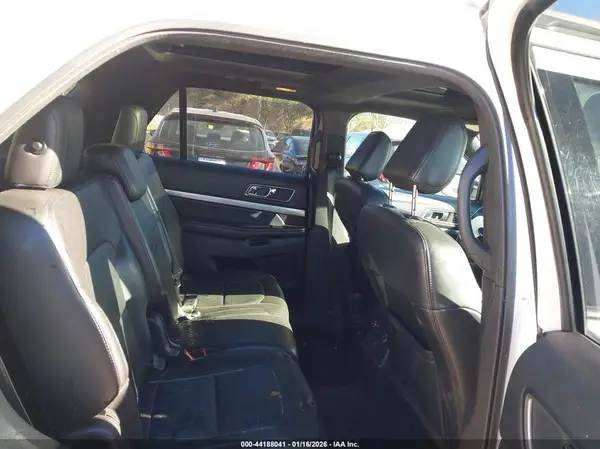 1FM5K8D81JGA10877 2018 FORD EXPLORER - Image 8