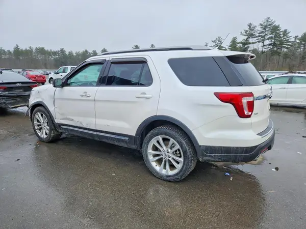 1FM5K8D81JGA16985 2018 FORD EXPLORER - Image 2