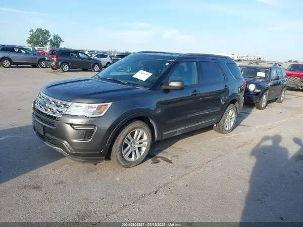 1FM5K8D81JGA34726 2018 FORD EXPLORER - Image 2