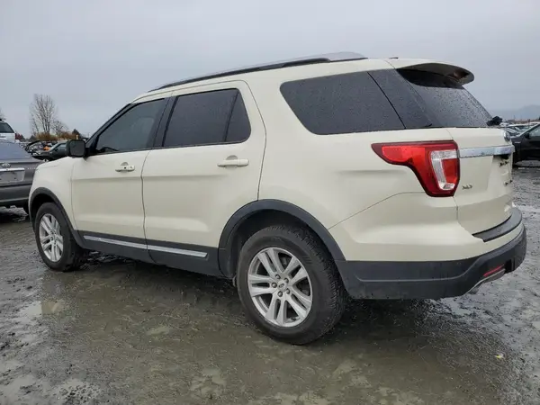 1FM5K8D81JGA43314 2018 FORD EXPLORER - Image 2