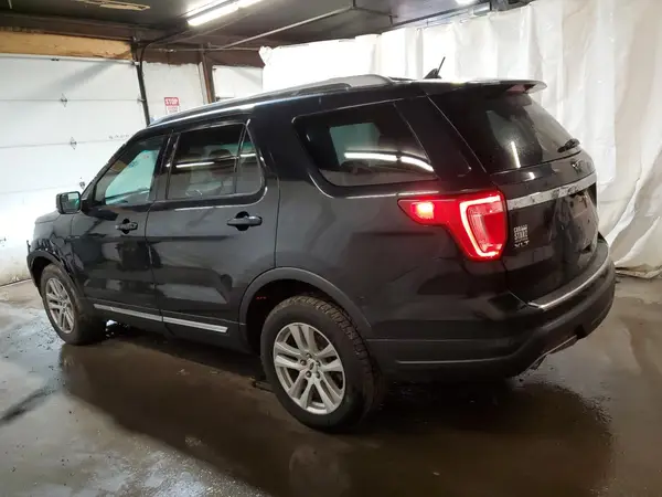 1FM5K8D81JGA45631 2018 FORD EXPLORER - Image 2